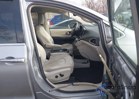 2021 Chrysler Pacifica Hybrid Touring L from USA, damaged, VIN 2C4RC1L78MR594569